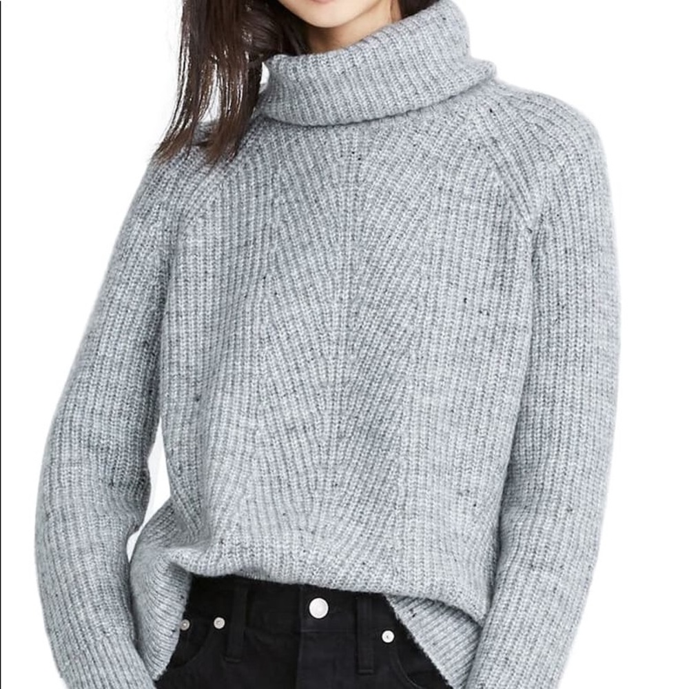 Must Have! Madewell Turtleneck Sweater